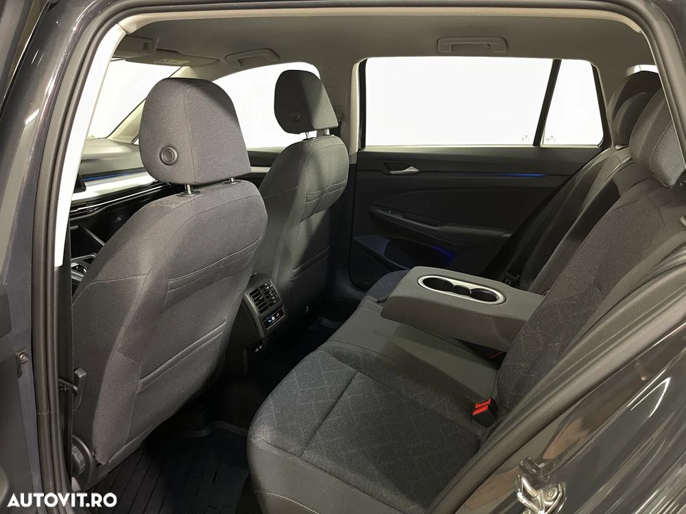 Volkswagen Golf 1.5 eTSI MHEV 130CP DSG Life - 11