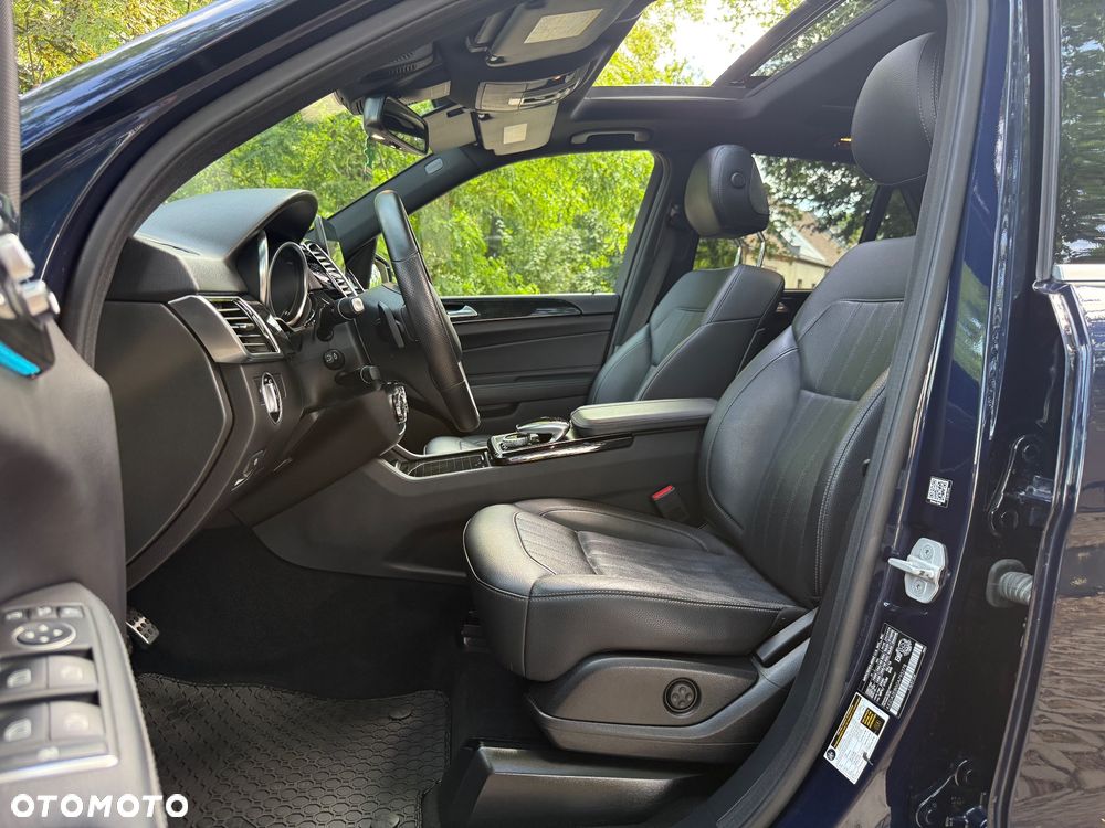 Mercedes-Benz GLE 350 d 4-Matic - 28