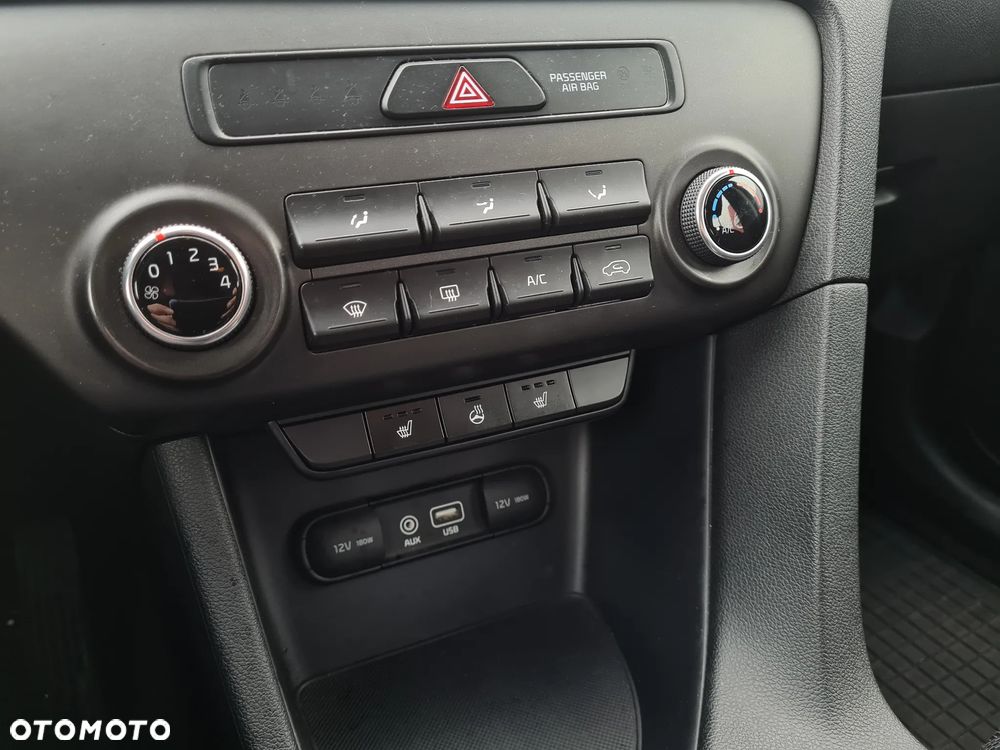 Kia Sportage 1.6 GDI 2WD Attract - 10