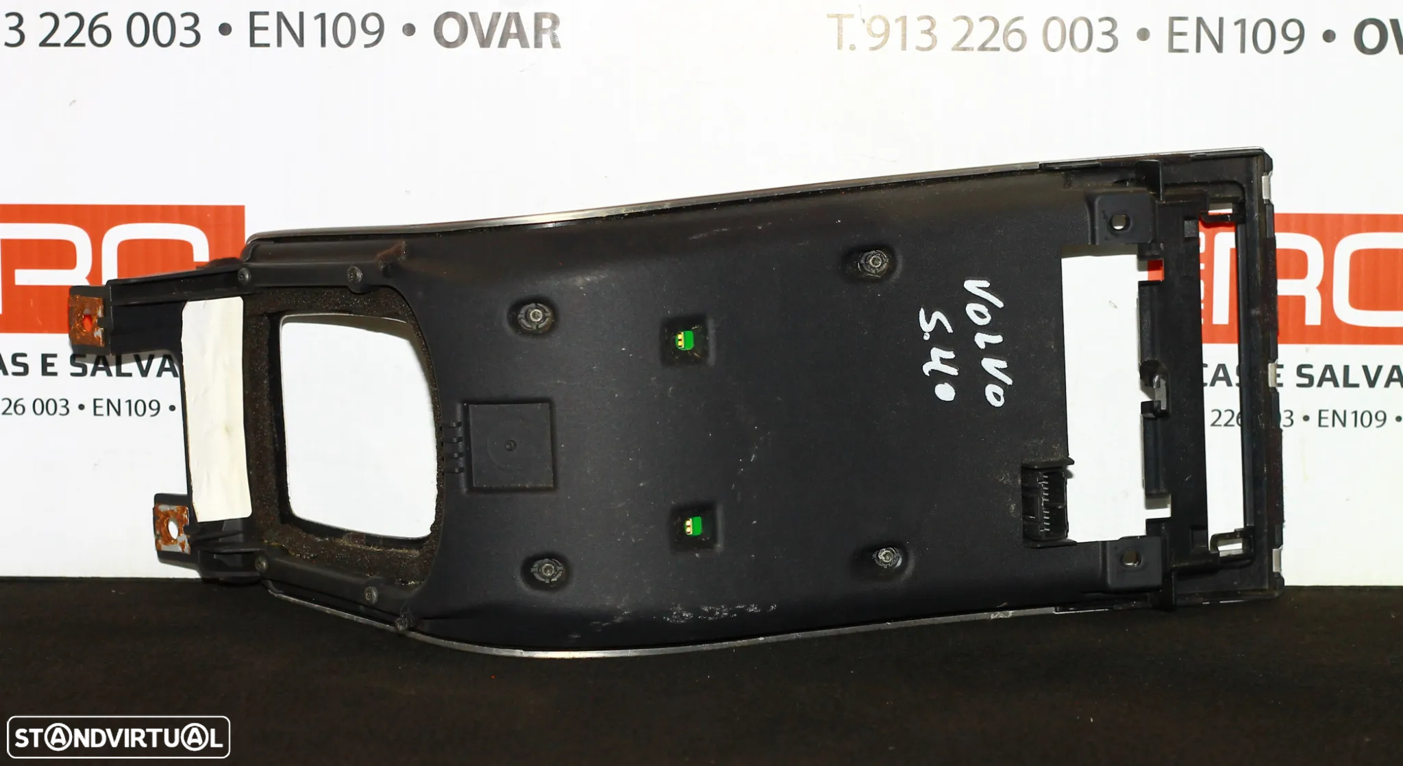 MOLDURA PAINEL DE CONTROL VOLVO S40 - 4