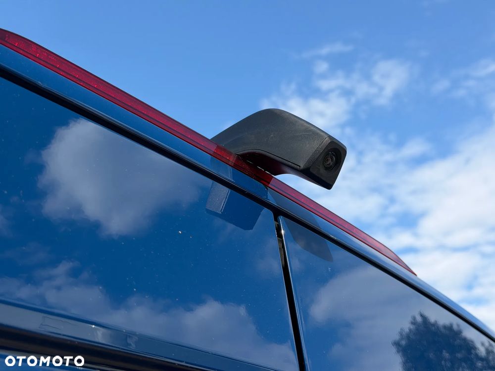 Volkswagen CRAFTER L2H1 Salon Polska Jak Nowy Pełny serwis ASO VW Trwał silnik 2.0TDI 140KM bez BiTurbo! Kamera cofania Parktroniki Przód oraz Tył, Fabryczna zabudowa przestrzeni ładunkowej, Homologacja VAT-1 Alarm, Tempomat z ogranicznikiem pręd.. MirrorLink, Android Auto, Apple Carplay, Ekran 6,5' - 32