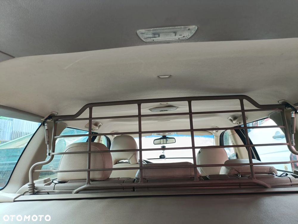 VOLVO V70 II 00-05 2001 r. kratka grodziowa * - 1