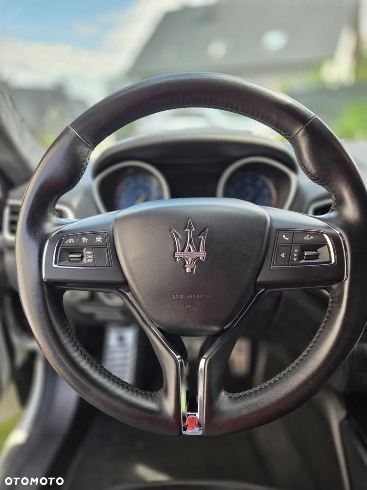 Maserati Ghibli S Q4 GranLusso - 10