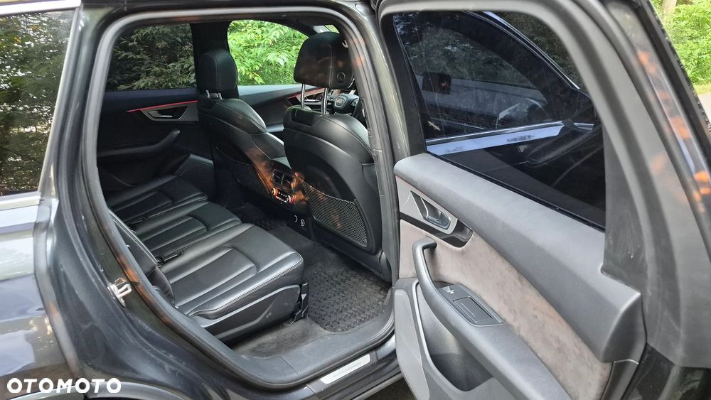 Audi Q7 50 TDI quattro tiptronic S line - 13