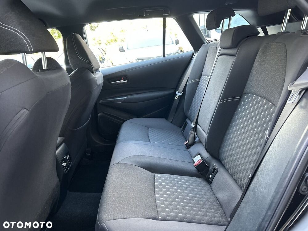 Toyota Corolla 1.8 Hybrid Comfort - 23