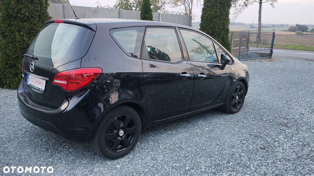 Opel Meriva 2010 photo 2