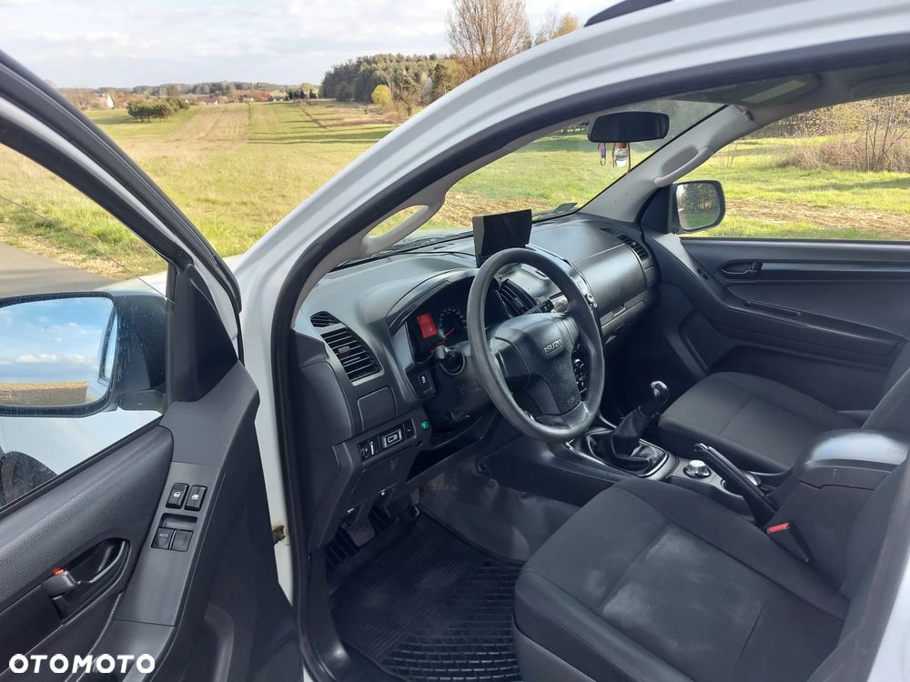 Isuzu D-Max - 14