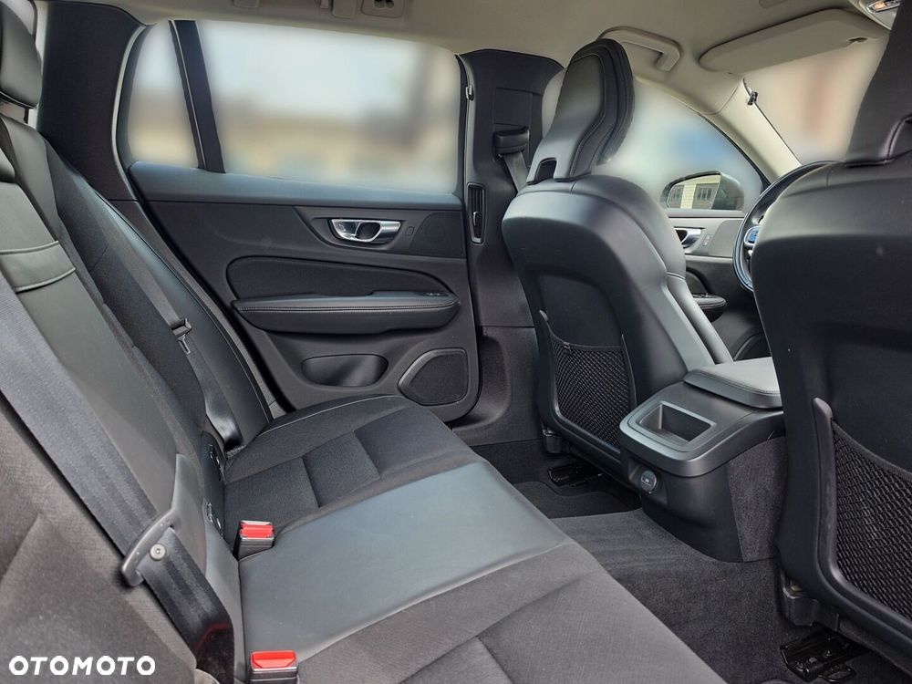 Volvo V60 - 25