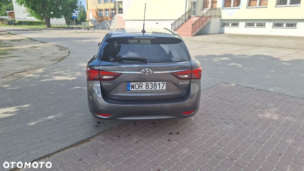 Toyota Avensis - 3