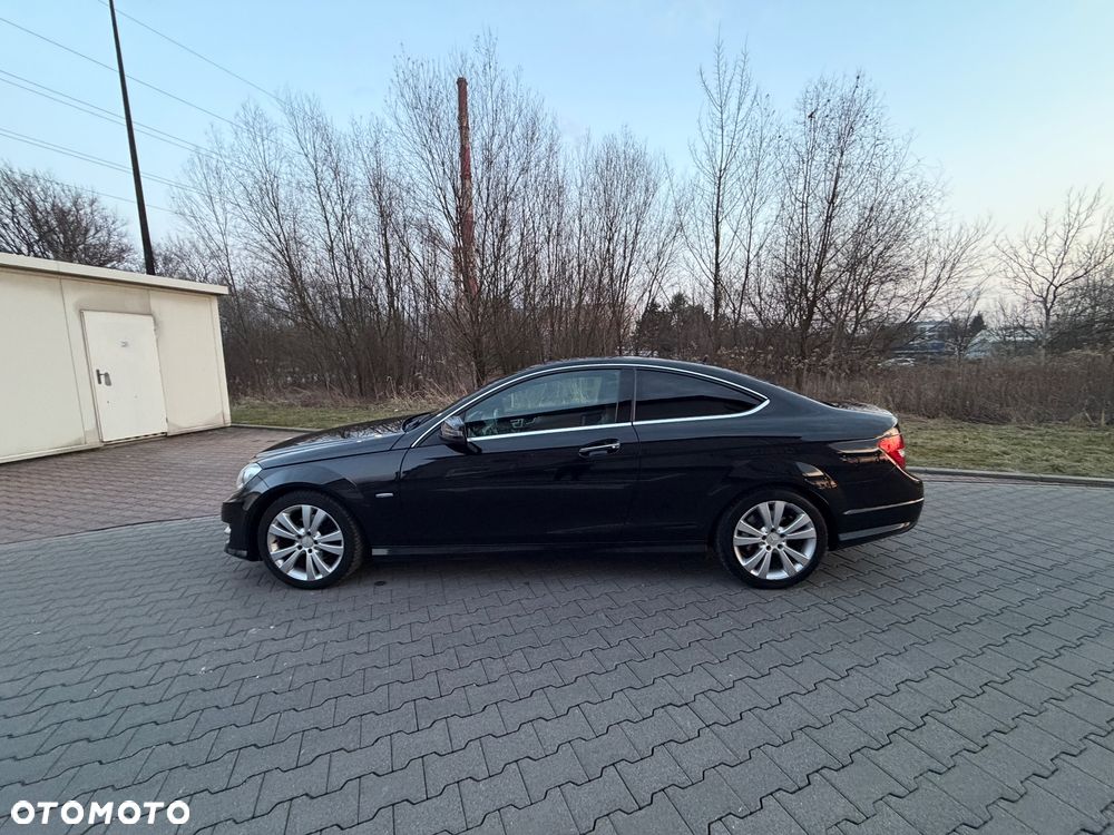 Mercedes-Benz Klasa C 250 (BlueEFFICIENCY) 7G-TRONIC - 2