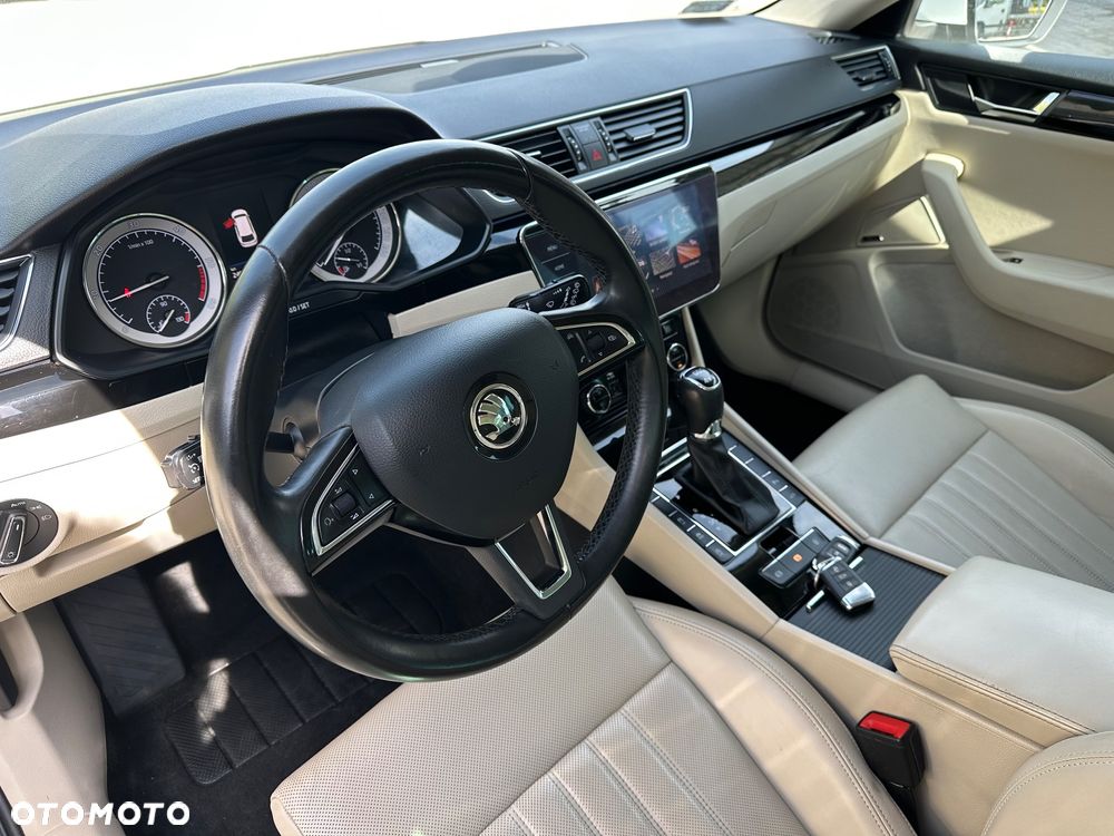 Skoda Superb 2.0 TDI 4x4 L&K DSG - 7