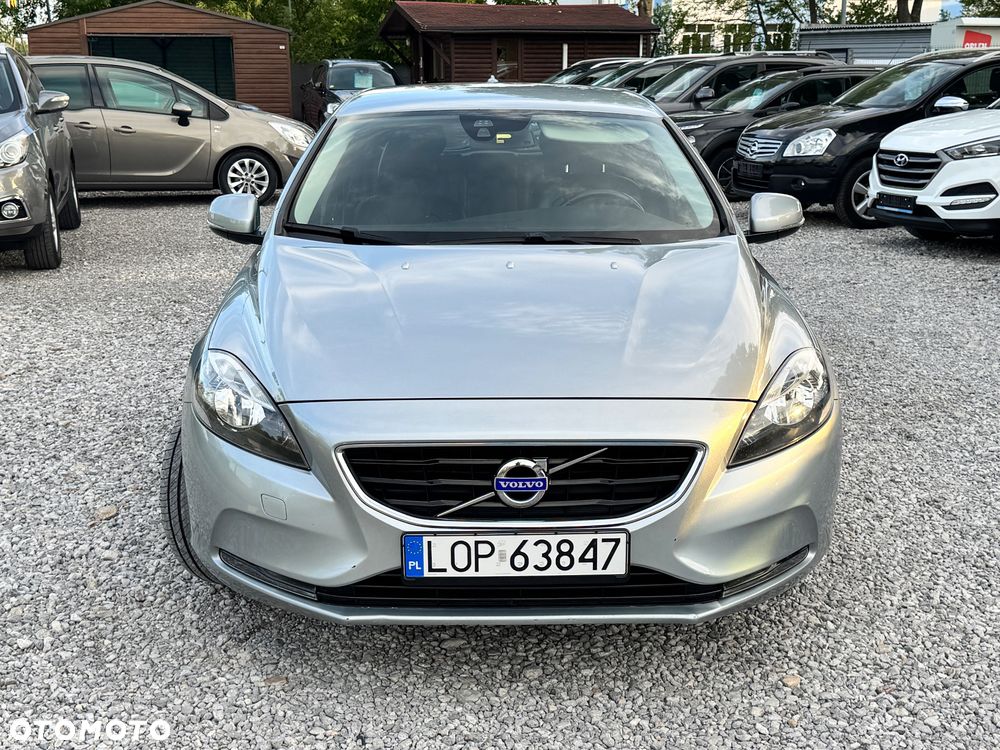 Volvo V40 D2 Momentum - 13