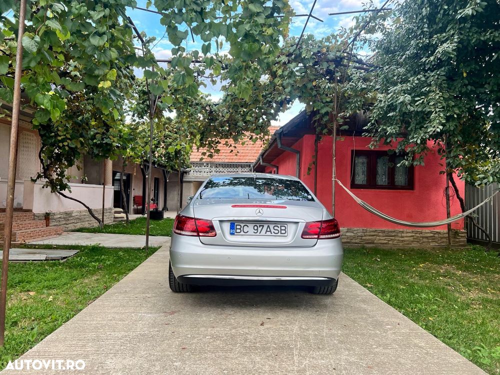 Mercedes-Benz E 220 Blue TEC BlueEFFICIENCY Edition - 4