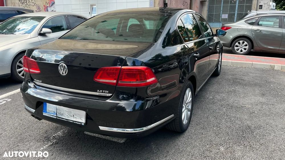 Volkswagen Passat 2.0 TDI BlueMotion Tehnology 4Motion Comfortline - 12