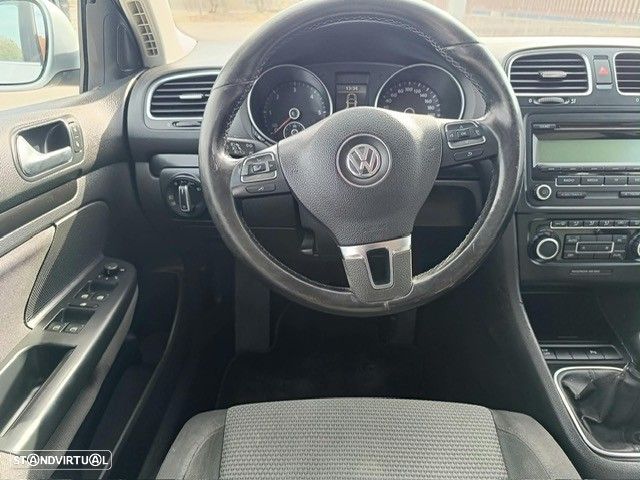 VW Golf Variant 1.6 TDi Confortline - 9