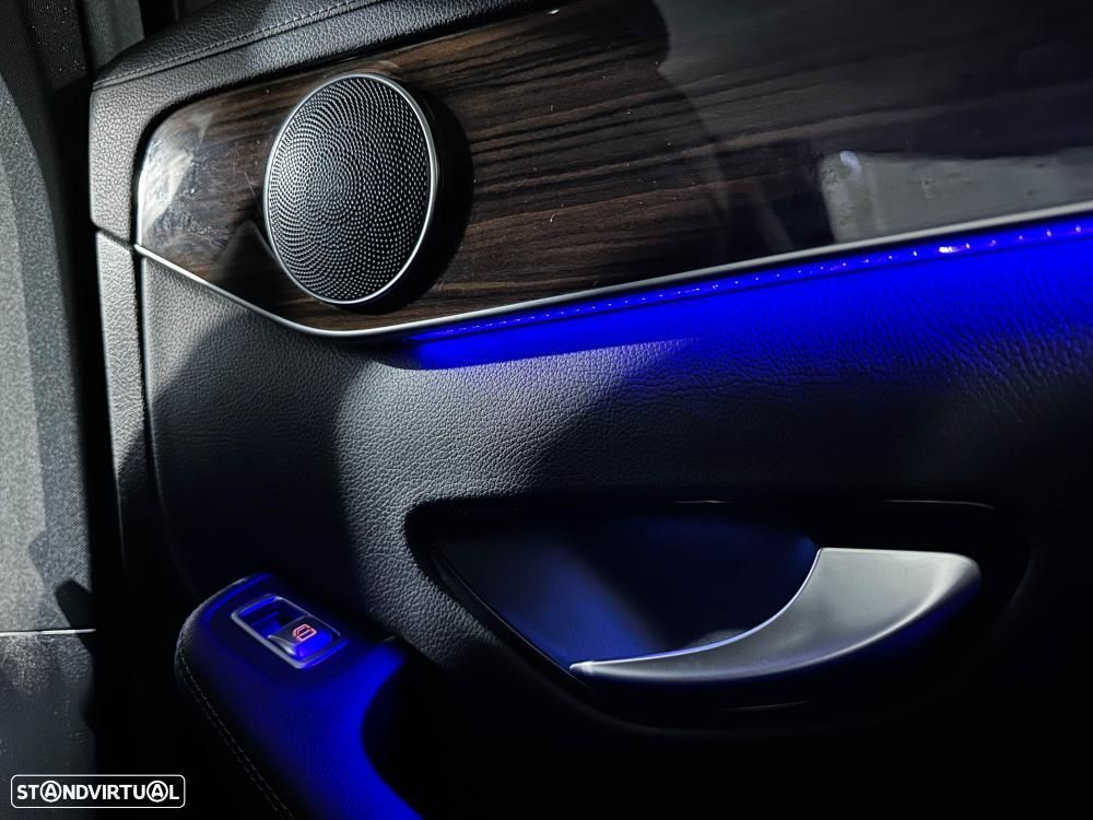 Mercedes-Benz GLC 300 e 4Matic - 21