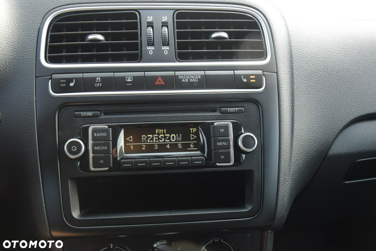 Volkswagen Polo 1.2 Style - 27
