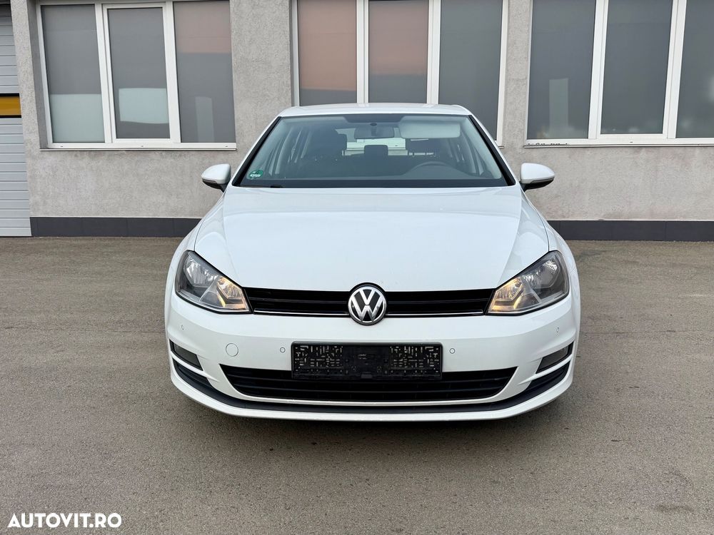 Volkswagen Golf 1.6 TDI BlueMotion Technology Trendline - 21