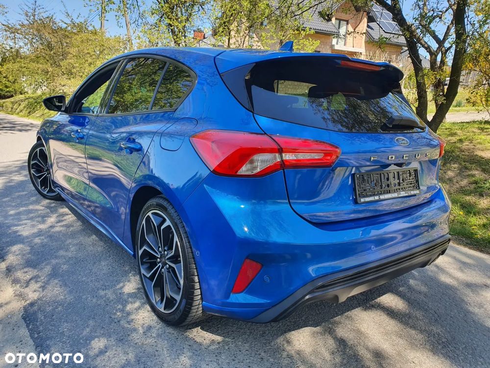 Ford Focus 1.5 EcoBlue Start-Stopp-System ST-LINE - 10