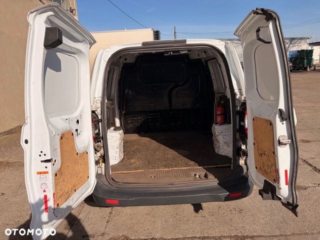 Ford transit courier - 15