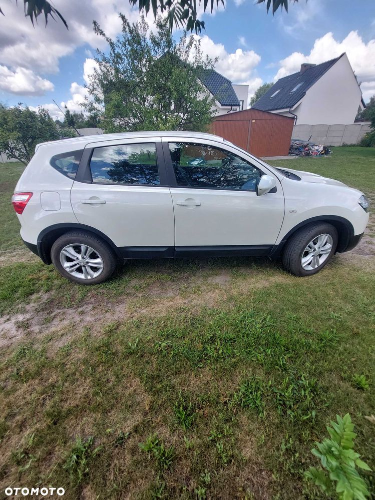 Nissan Qashqai - 4