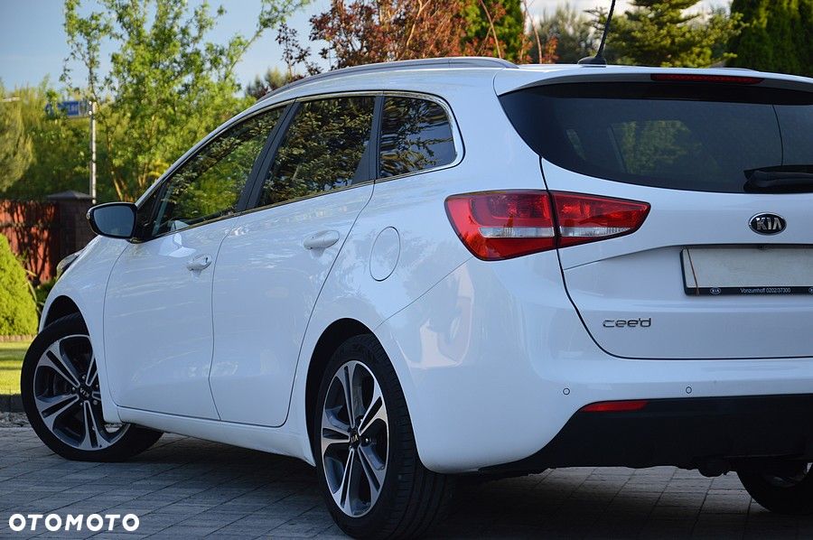 Kia Ceed 1.6 CRDi GT Line DCT - 16