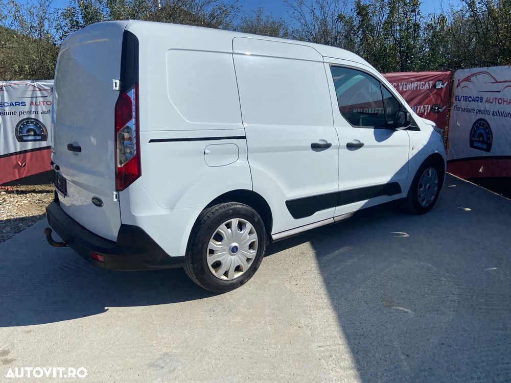 Ford Transit Connect - 13