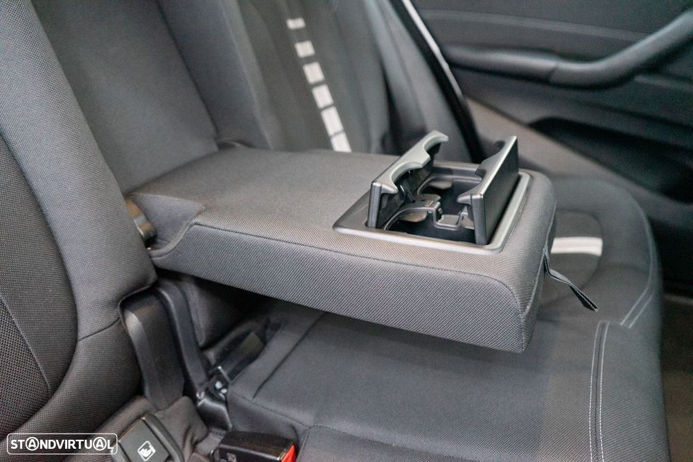 BMW X1 18 d sDrive Line Sport - 46