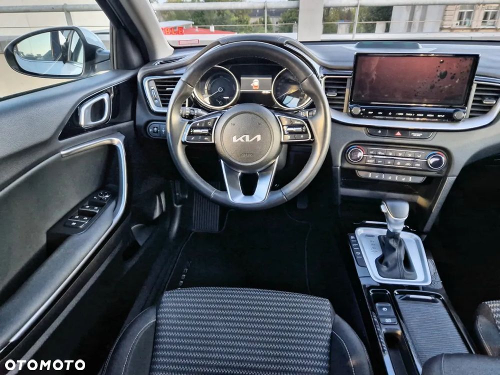 Kia XCeed 1.6 GDI PHEV Business Line DCT - 24