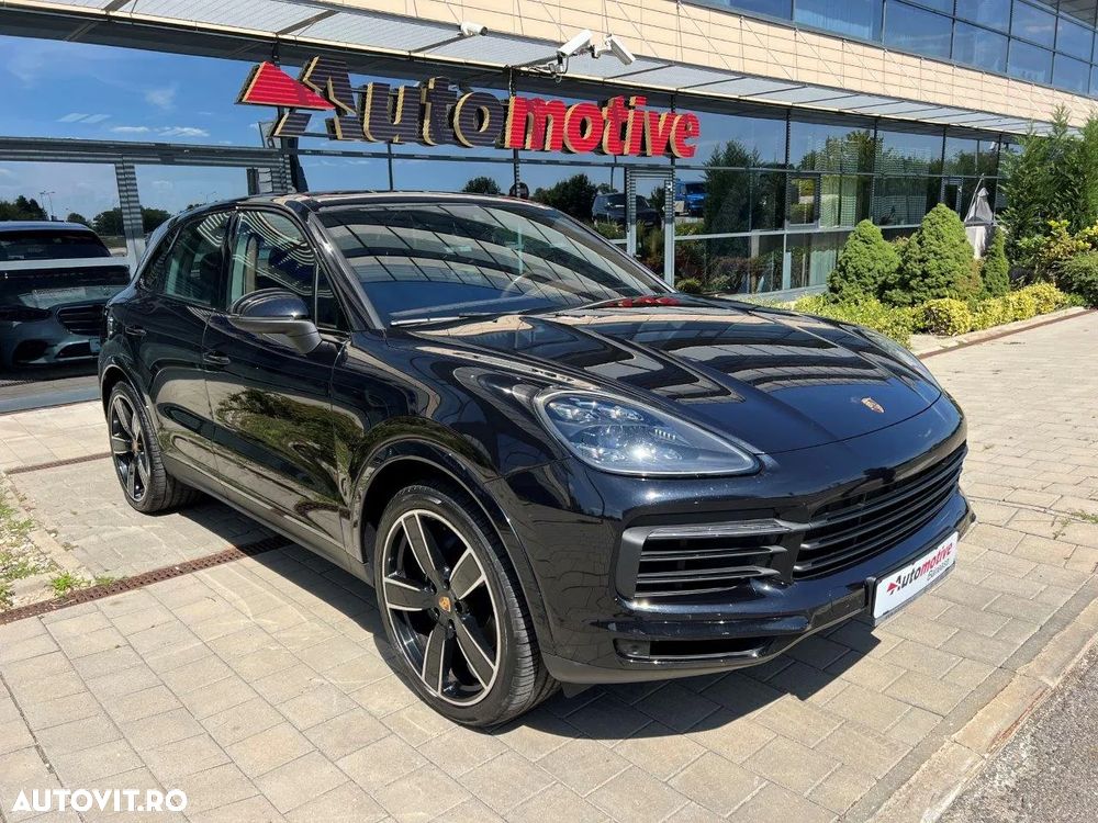 Porsche Cayenne - 2