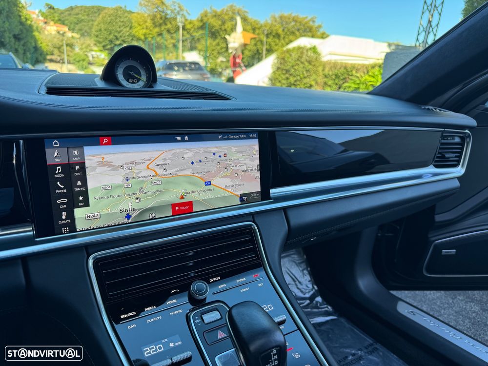 Porsche Panamera - 26