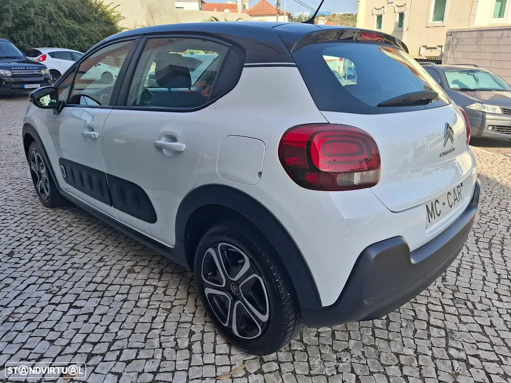 Citroën C3 1.2 PureTech Shine EAT6 - 4