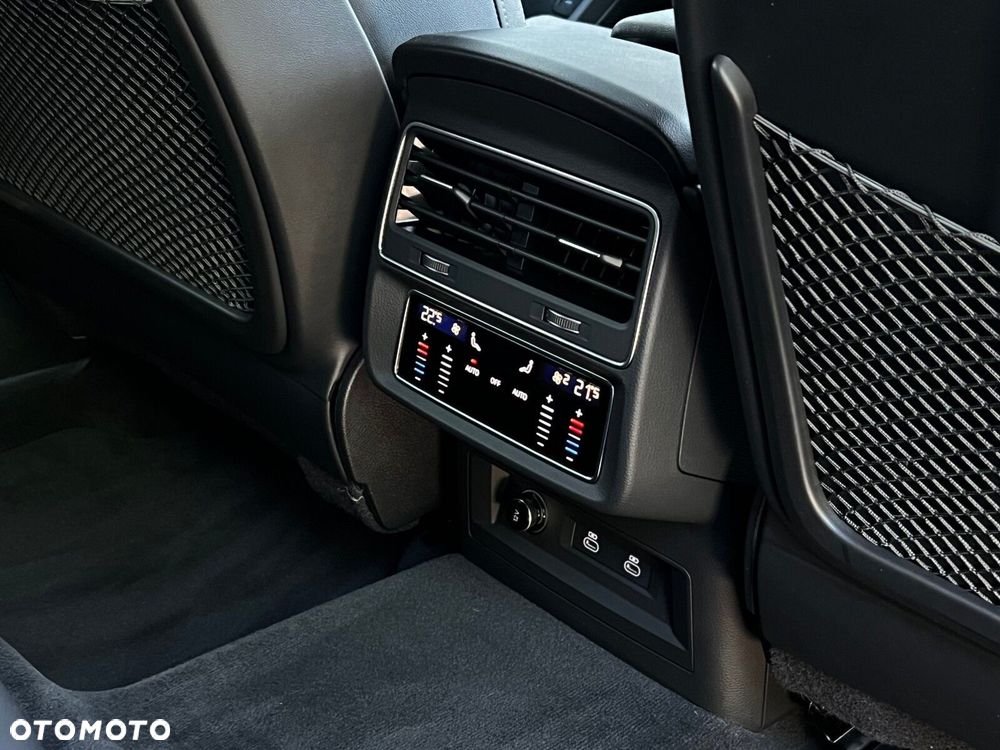 Audi SQ8 TFSI Quattro Tiptronic - 15