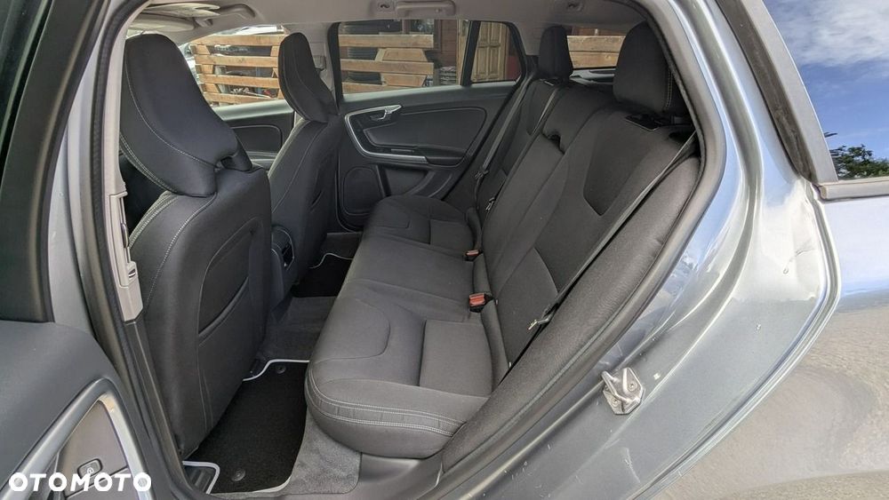 Volvo V60 D2 Kinetic - 15