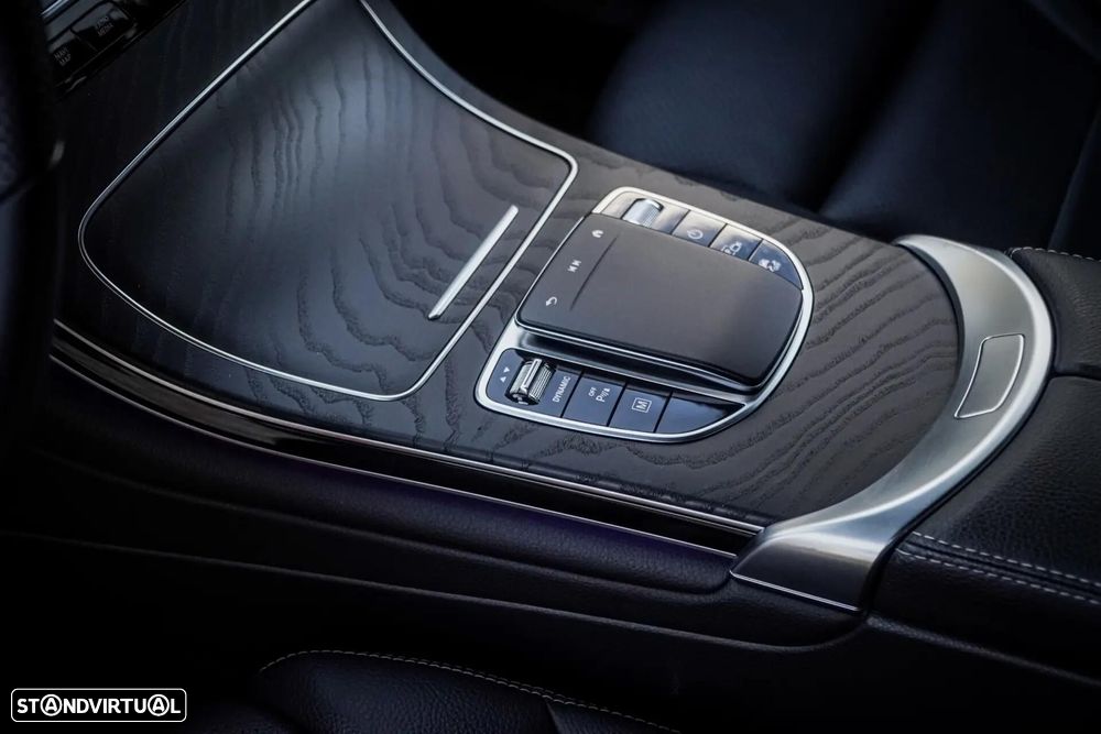 Mercedes-Benz GLC 300 de Coupe 4Matic 9G-TRONIC AMG Line - 51