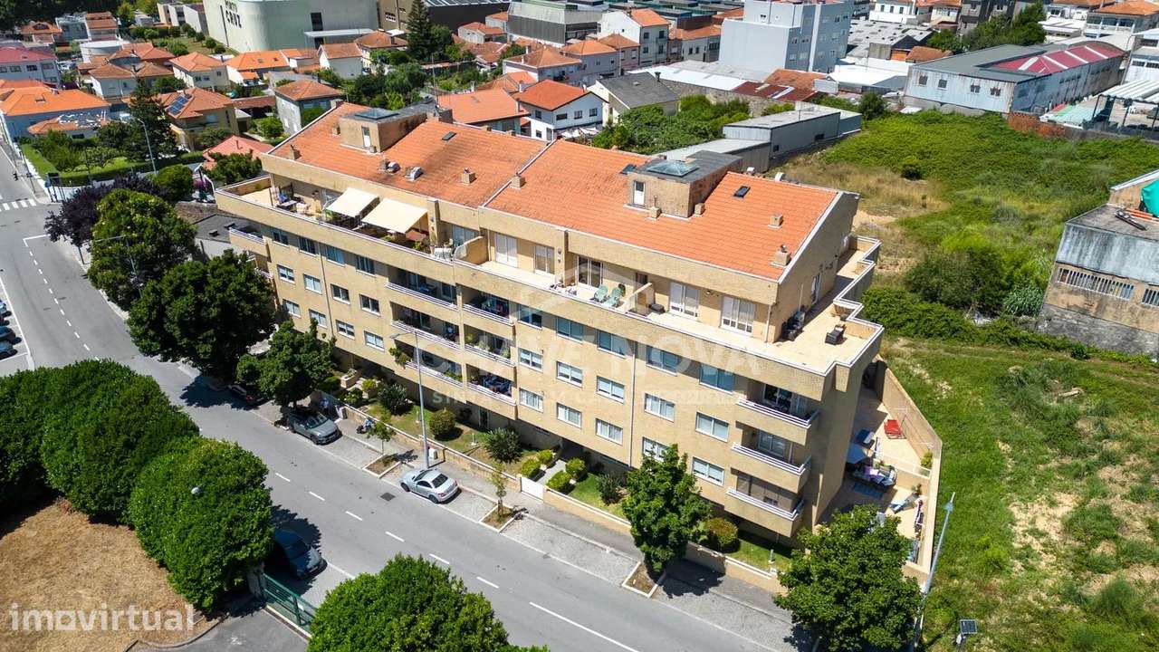 Fantástico Apartamento T2+1 com Garagem Fechada - Gaia - Grande imagem: 5/18