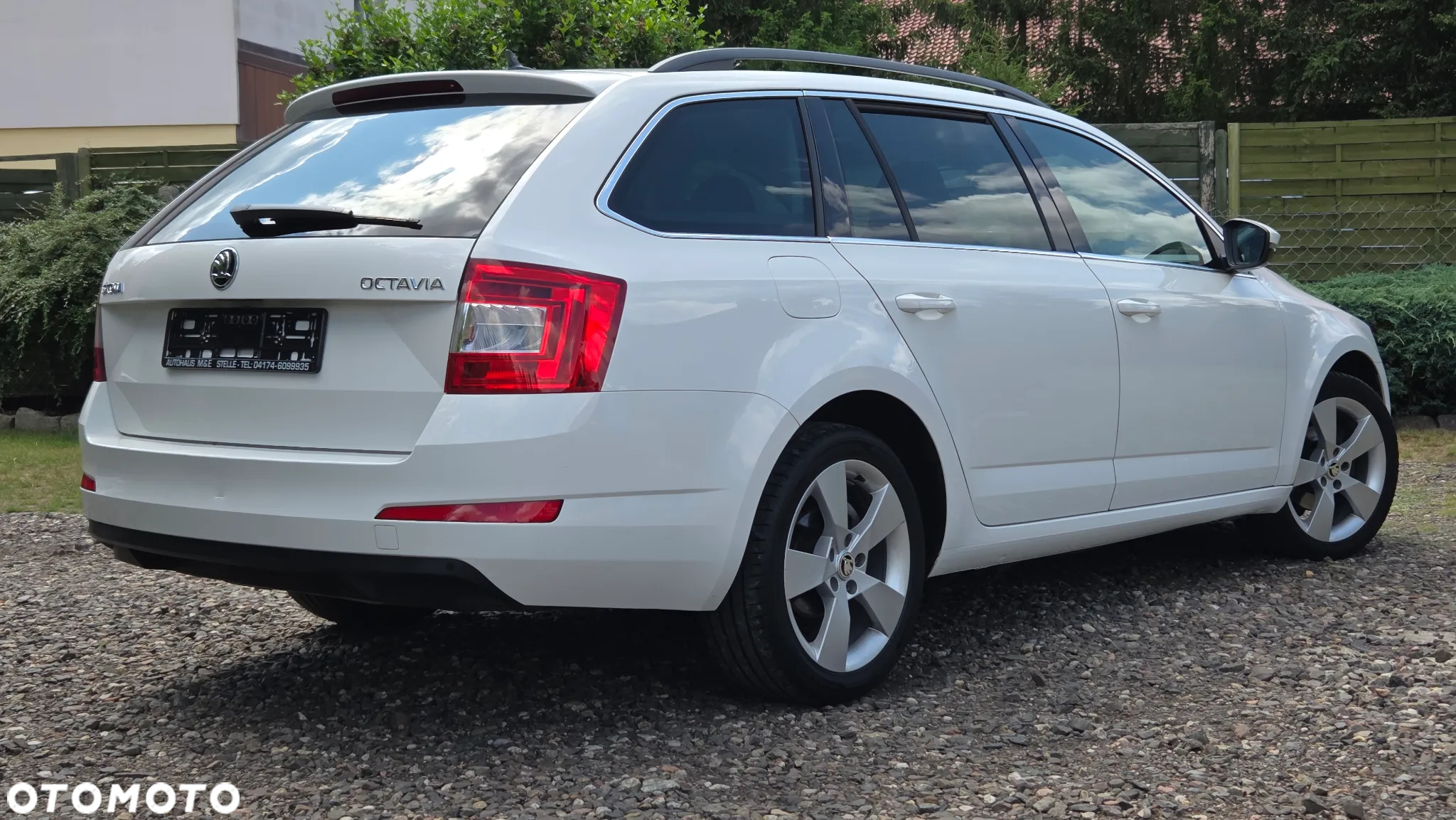Skoda Octavia 2.0 TDI (Green tec) DSG Style - 11