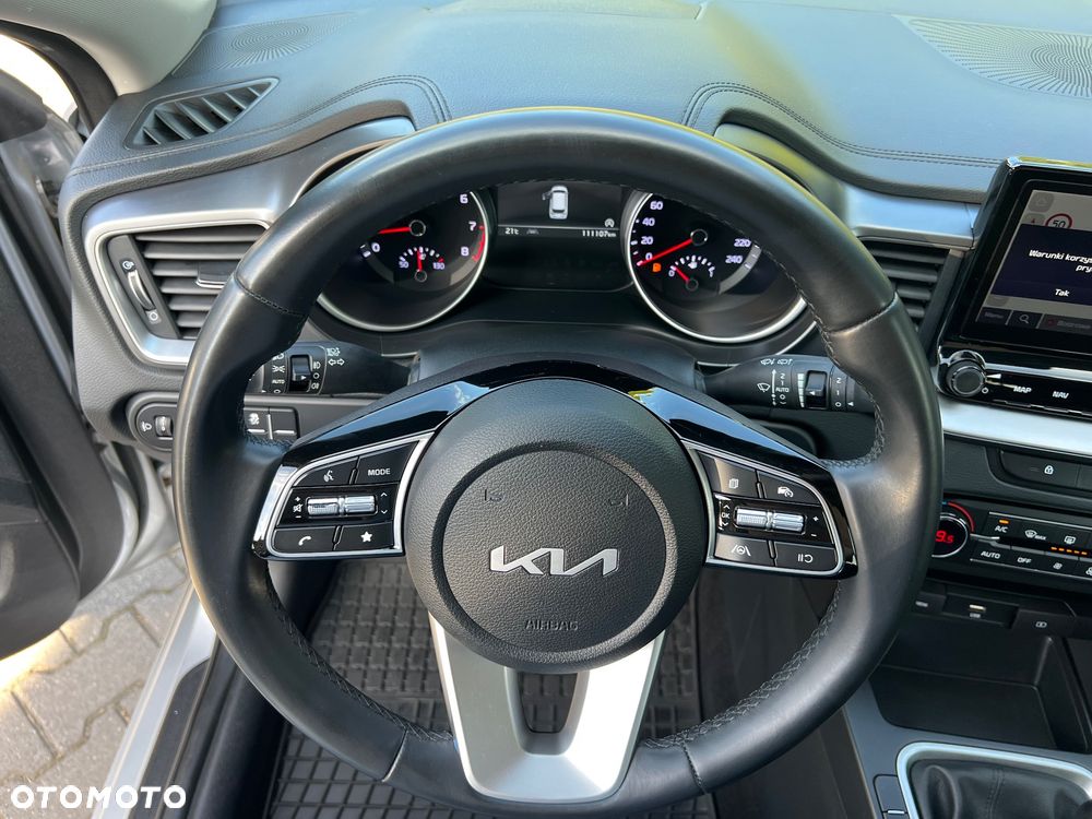 Kia Ceed - 22