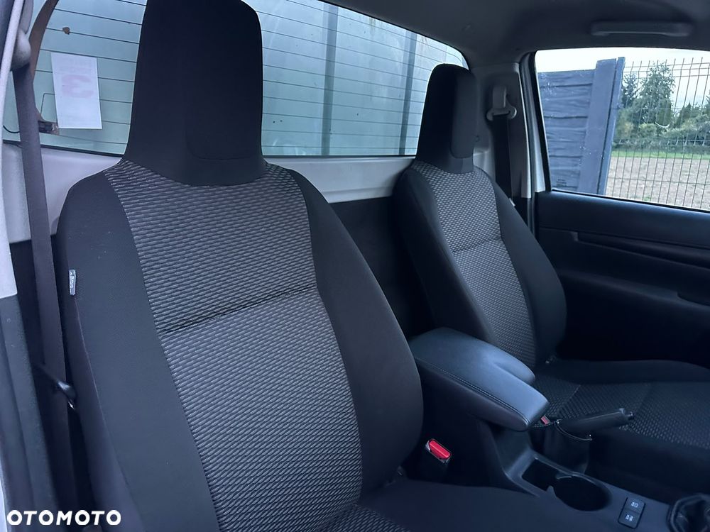 Toyota Hilux 2.4 D-4D Single Cab DL 4x2 - 13