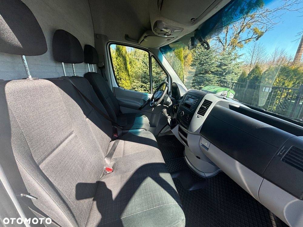 Mercedes-Benz Sprinter - 17