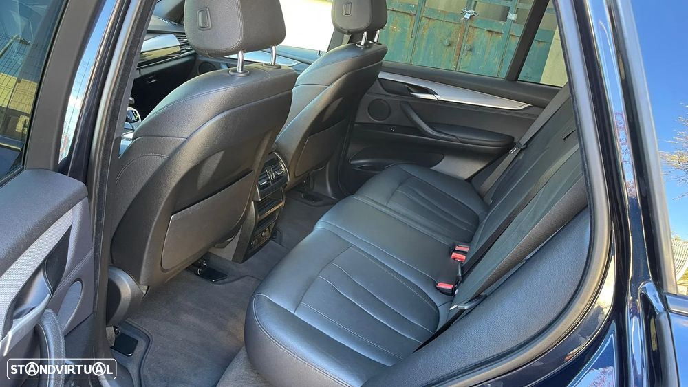 BMW X5 40e xDrive Pack M - 29