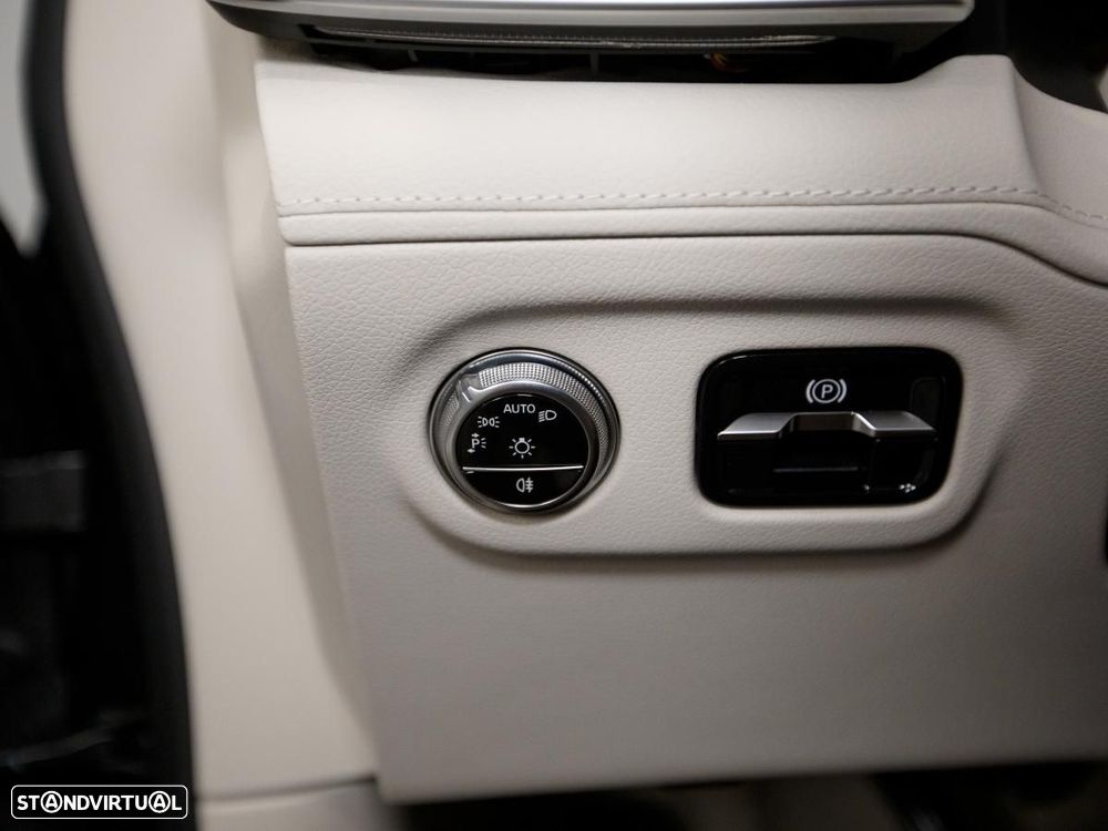 Mercedes-Benz EQS 450+ Electric Art - 17