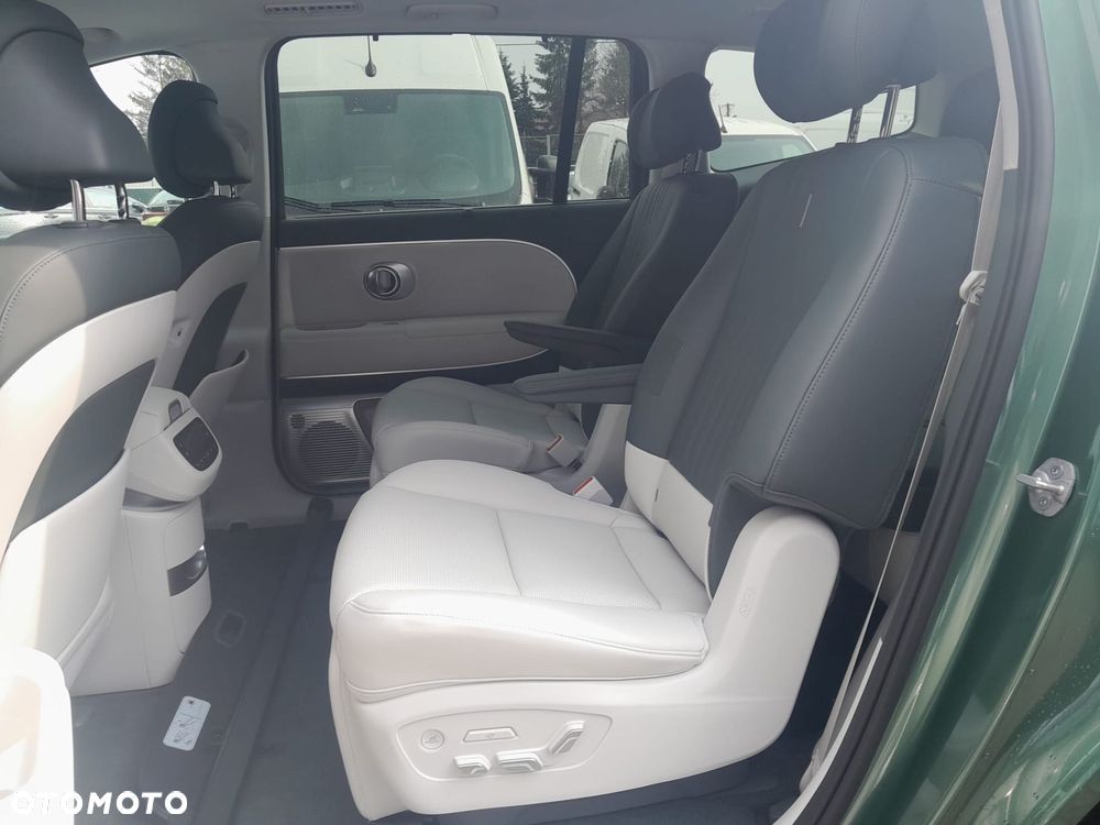 Hyundai IONIQ 9 110kWh Calligraphy AWD - 29