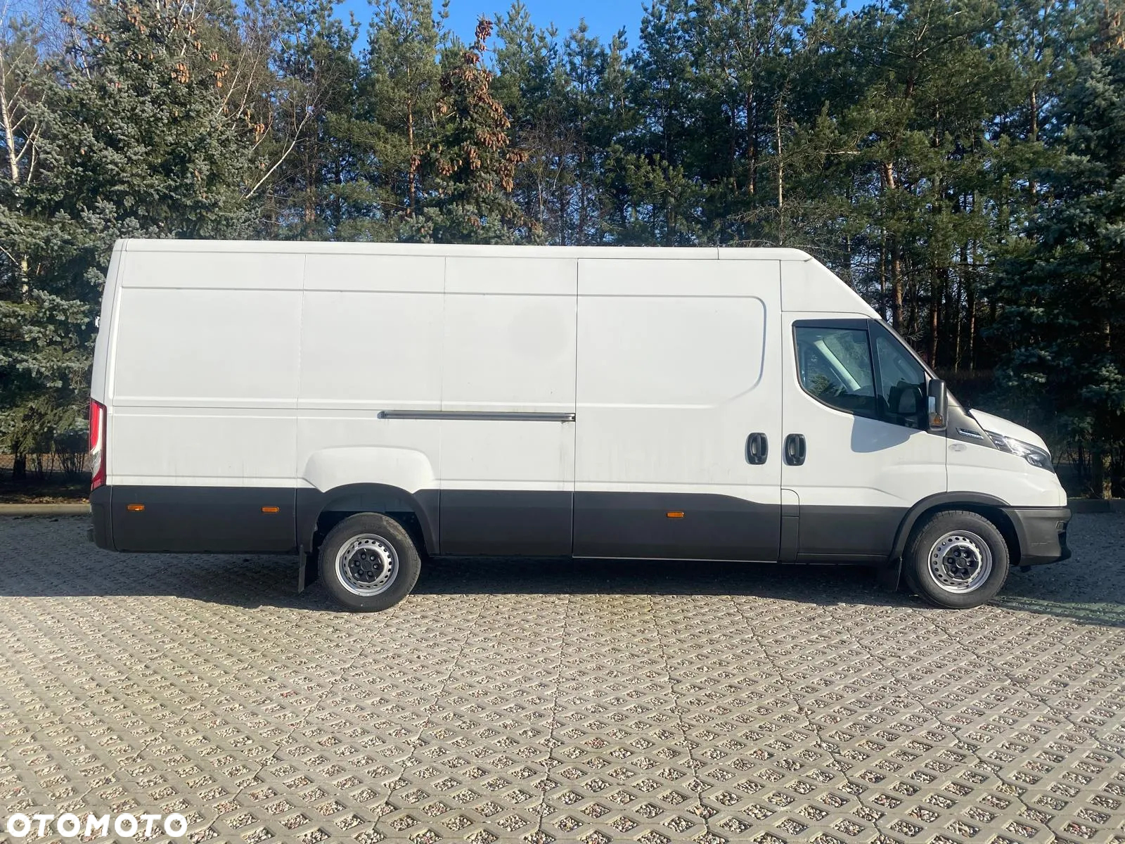 Iveco DAILY 35S16A8V automat L4H2 - OD RĘKI - SKLEJKA - 4
