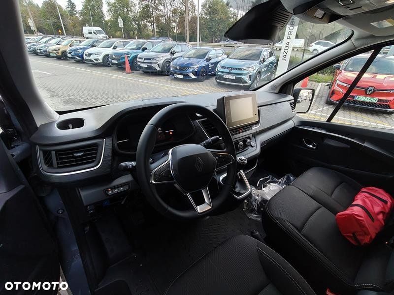 Renault Trafic - 11