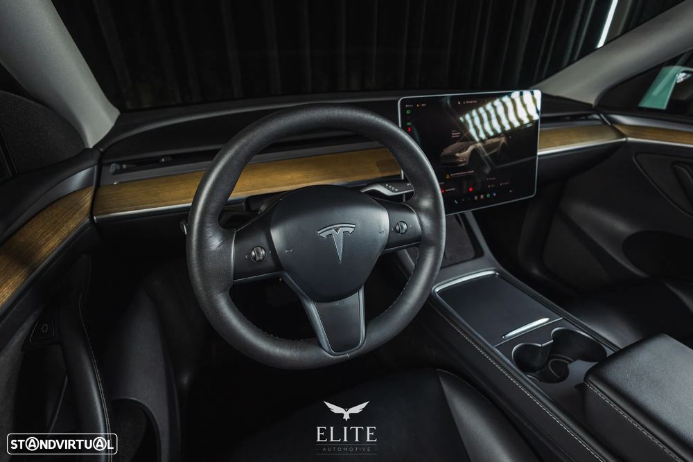Tesla Model Y Long Range Tração Integral - 22