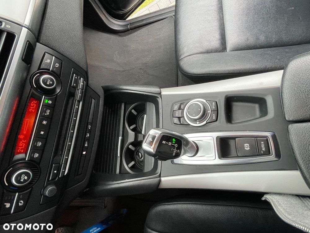BMW X6 35i xDrive - 12