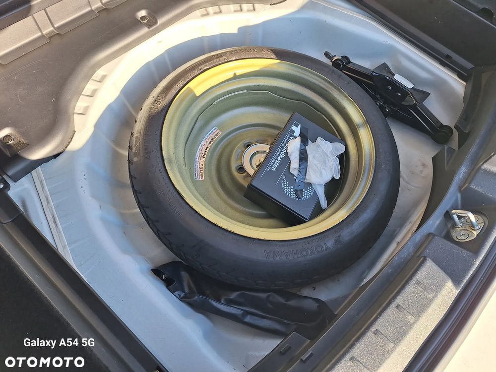 Mitsubishi Lancer 1.8 Inform - 12