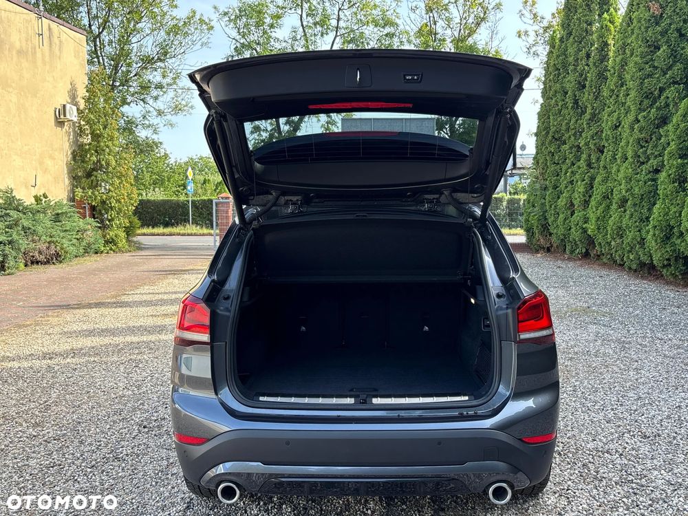 BMW X1 sDrive18d Sport Line - 5