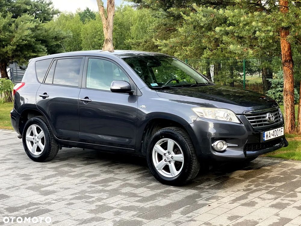 Toyota RAV4 2.2 D-CAT Premium - 1